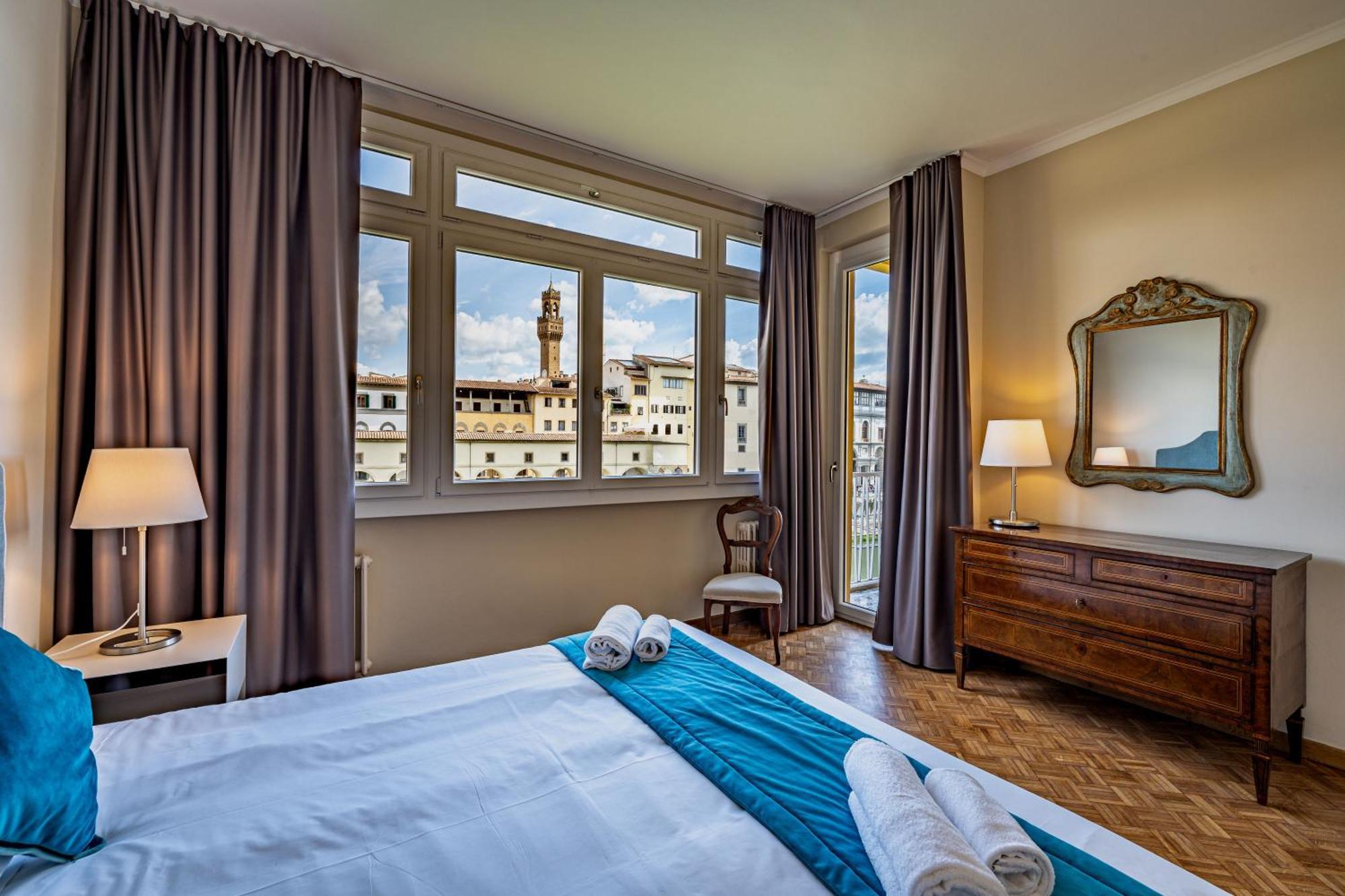 Yd Balcony On Pontevecchio View Appartement Florence Buitenkant foto